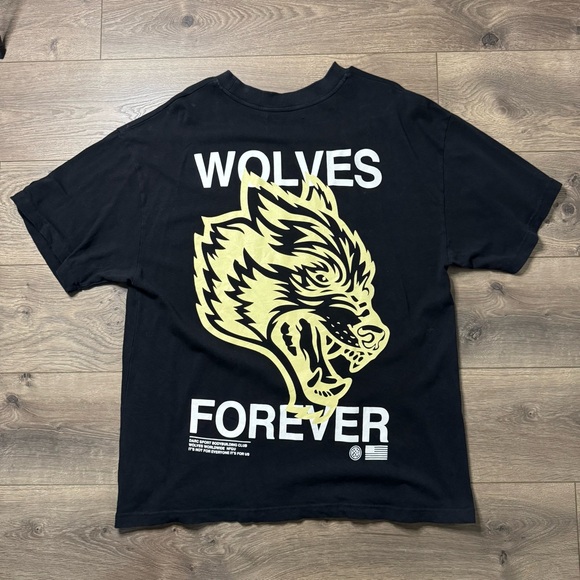 Large (L) - DarcSport T-Shirt Cream/Black/White Wolves Wolf Head - Picture 1 of 4